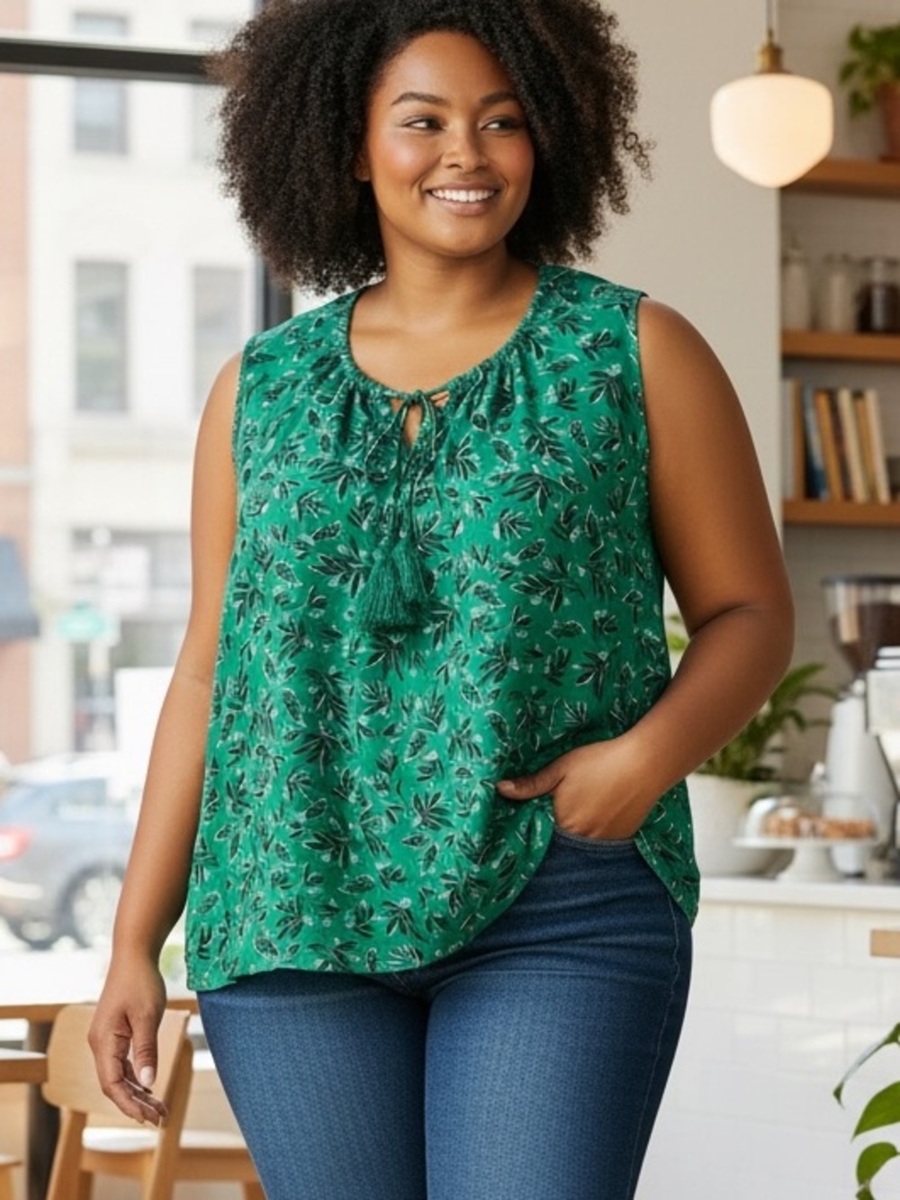 IN EVERY STORY (2X) Sleeveless Tank Blouse Floral V-Neck Viscose Flowy Green